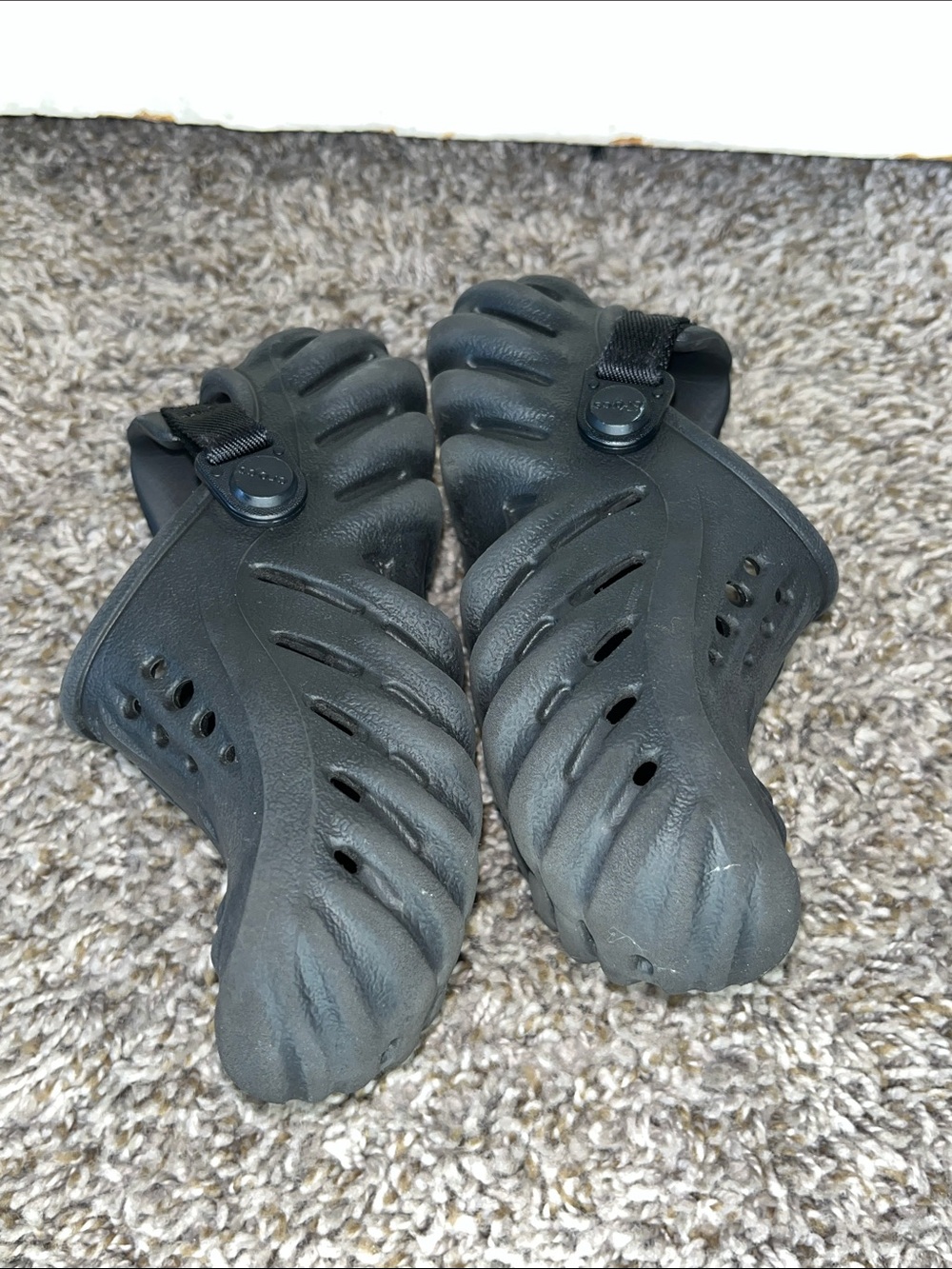 Crocs Echo Clogs - Picture 6 of 9